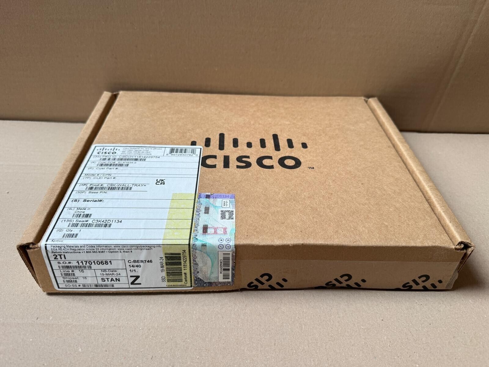 Cisco Catalyst 9200 Series Rack Mount Kit, RACK-KIT-T1