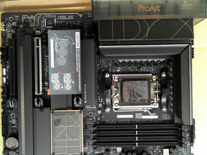 OPEN BOX - ASUS ProArt X870E-CREATOR WiFi AMD AM5 X870E ATX Motherboard PCIe® 5.0 x16 Slots with Full Support for Next-gen GPUs, 16+2+2 Power Stages, DDR5, Dual USB4®, 10 Gb & 2.5 Gb LAN, WiFi 7, Four M.2 Slots