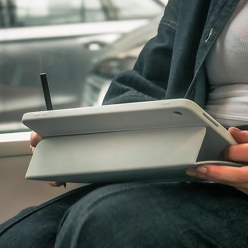 Wacom MovinkPad 11 Protective Case and Stand (ACK45533Z)