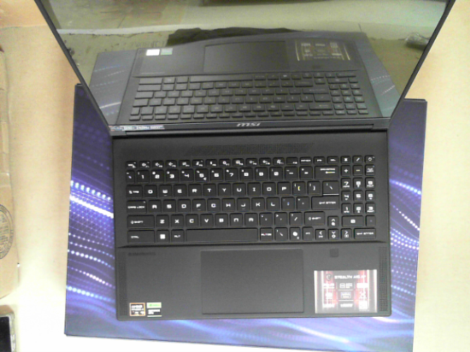 OPEN BOX - MSI Stealth A16 AI+ A3XWHG-046CA 16" QHD+ OLED 240Hz Ultra Thin and Light Gaming Laptop, AMD® Ryzen™ AI 7-350, RTX 5070TI, 32GB LPDDR5x, 1TB NVMe SSD, Windows 11 Home