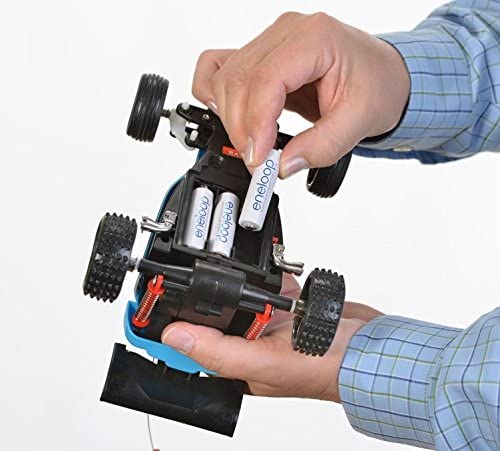 Panasonic K-KJ17MCA4BA Advanced Individual Cell Battery Charger Pack with 4 AA eneloop 2100 Cycle Rechargeable Batteries