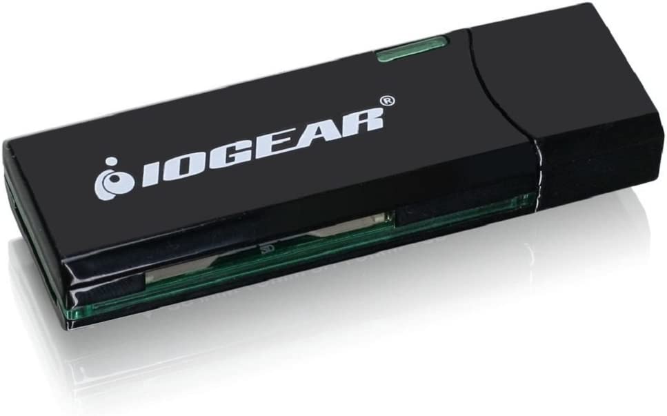 IOGEAR SuperSpeed USB 3.0 SD/Micro SD Card Reader/Writer, GFR304SD