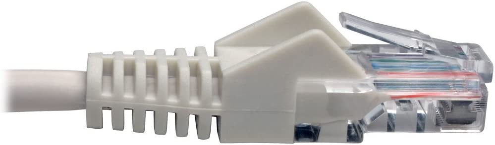Tripp Lite N001-015-WH Cat5 Cat5e Snagless Molded Patch Cable UTP White RJ45 M/M 15' 15'