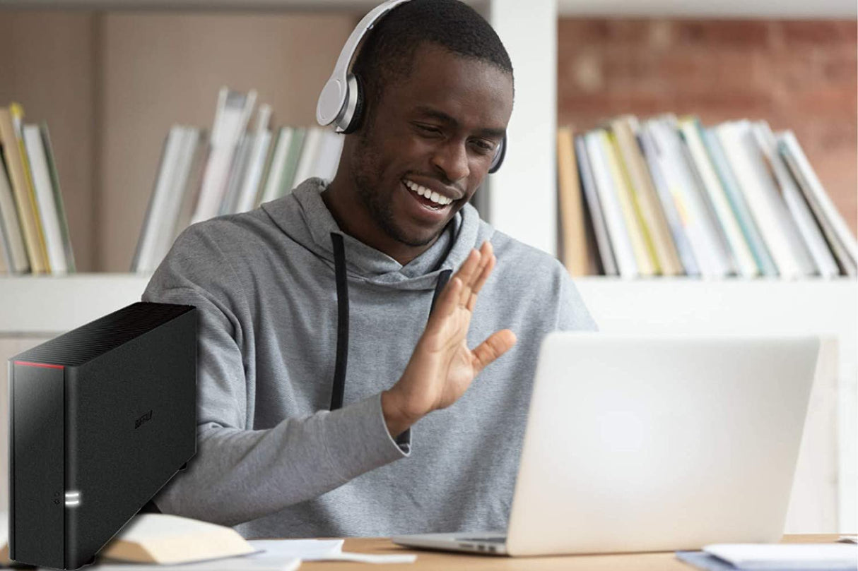 BUFFALO LinkStation 210 4TB Home Office Private Cloud Data Storage with Hard Drives Included LinkStation 210 – 1 Drive Bay 4 TB