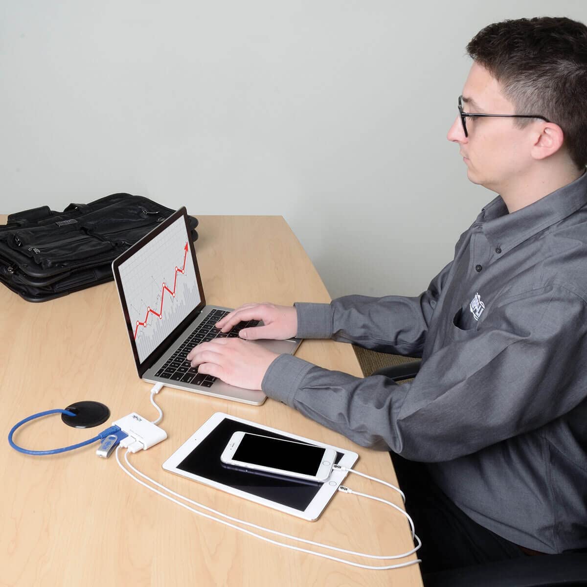 Tripp Lite 3-Port USB-C to USB-A Hub Portable w/Gigabit Ethernet Port RJ45 (U460-003-3AG)