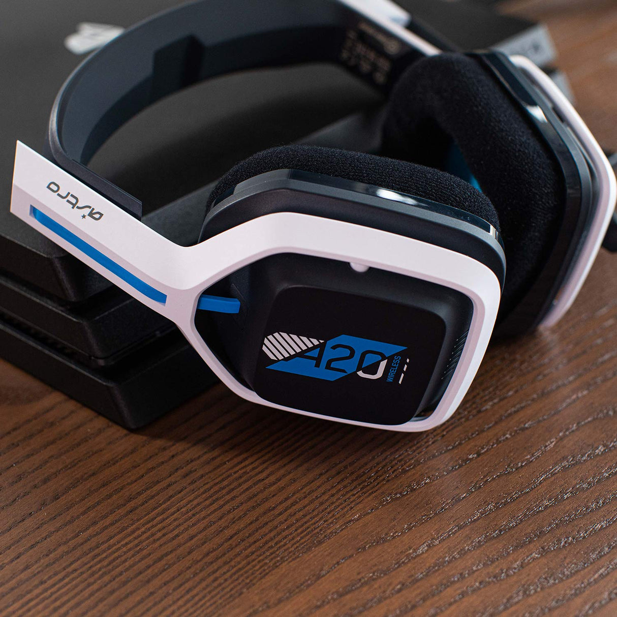 ASTRO Gaming A20 Wireless Headset Gen 2 for PlayStation 5, PlayStation 4, PC & Mac - White/Blue PS5, PS4, PC/Mac Headset Only