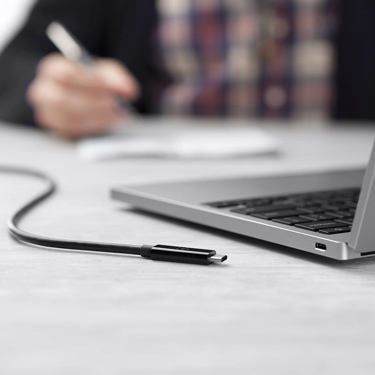 Belkin Thunderbolt 3 Usb Type-C Cable - Featuring Usb-C To Usb-C End Connections On 3 Foot/1 Meter Long Thunderbolt 3 Cable - 20 Gbps Data Transfer Speed - Usb 3.1 Compatible 10GB/s (F2CD081bt1M-BLK) 3 ft/ 20 Gbps