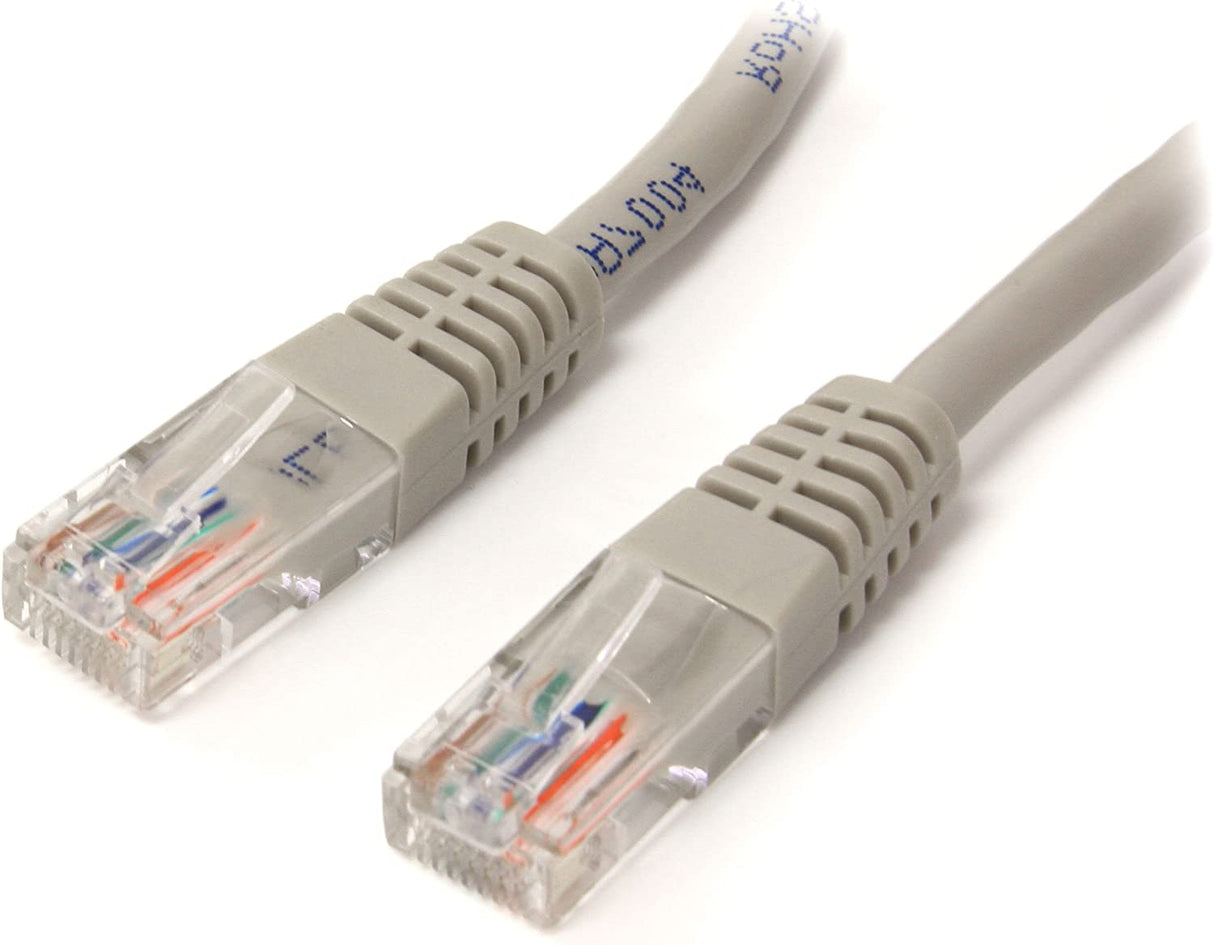 StarTech.com Cat5e Ethernet Cable - 25 ft - Gray - Patch Cable - Molded Cat5e Cable - Long Network Cable - Ethernet Cord - Cat 5e Cable - 25ft (M45PATCH25GR), Grey 25 ft / 7.5m Grey