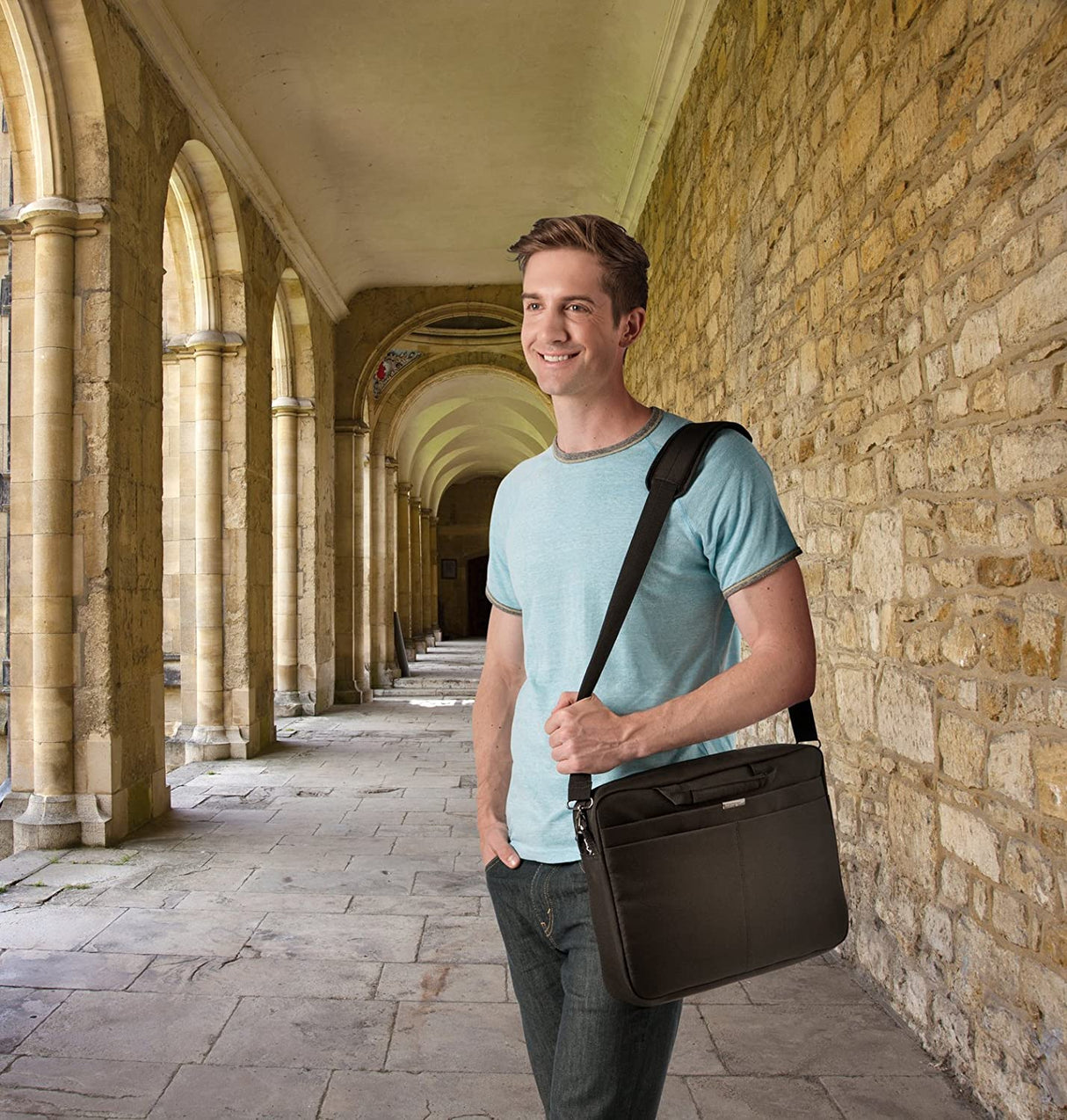 Kensington LS240 Laptop Case 14.4-Inch (K62618WW) Black