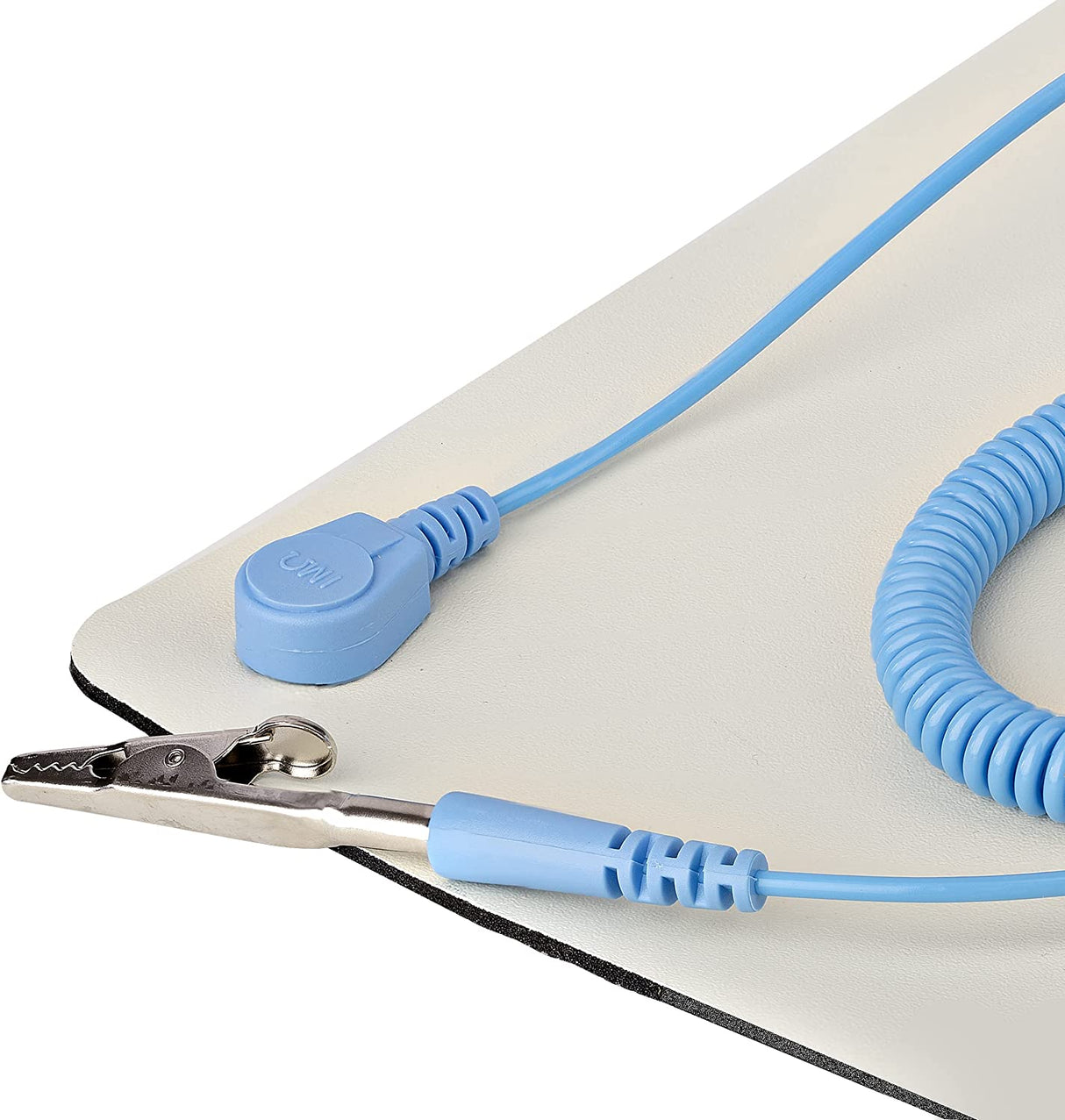 StarTech.com Anti Static Mat, ESD Mat for Electronics Repair, Anti Static Table/Desk Mat w/Detachable Grounding Wire, ANSI/ESD S 4.1, Flexible Thermoplastic Work Pad, 11x18in (SM-Anti-Static-MAT)