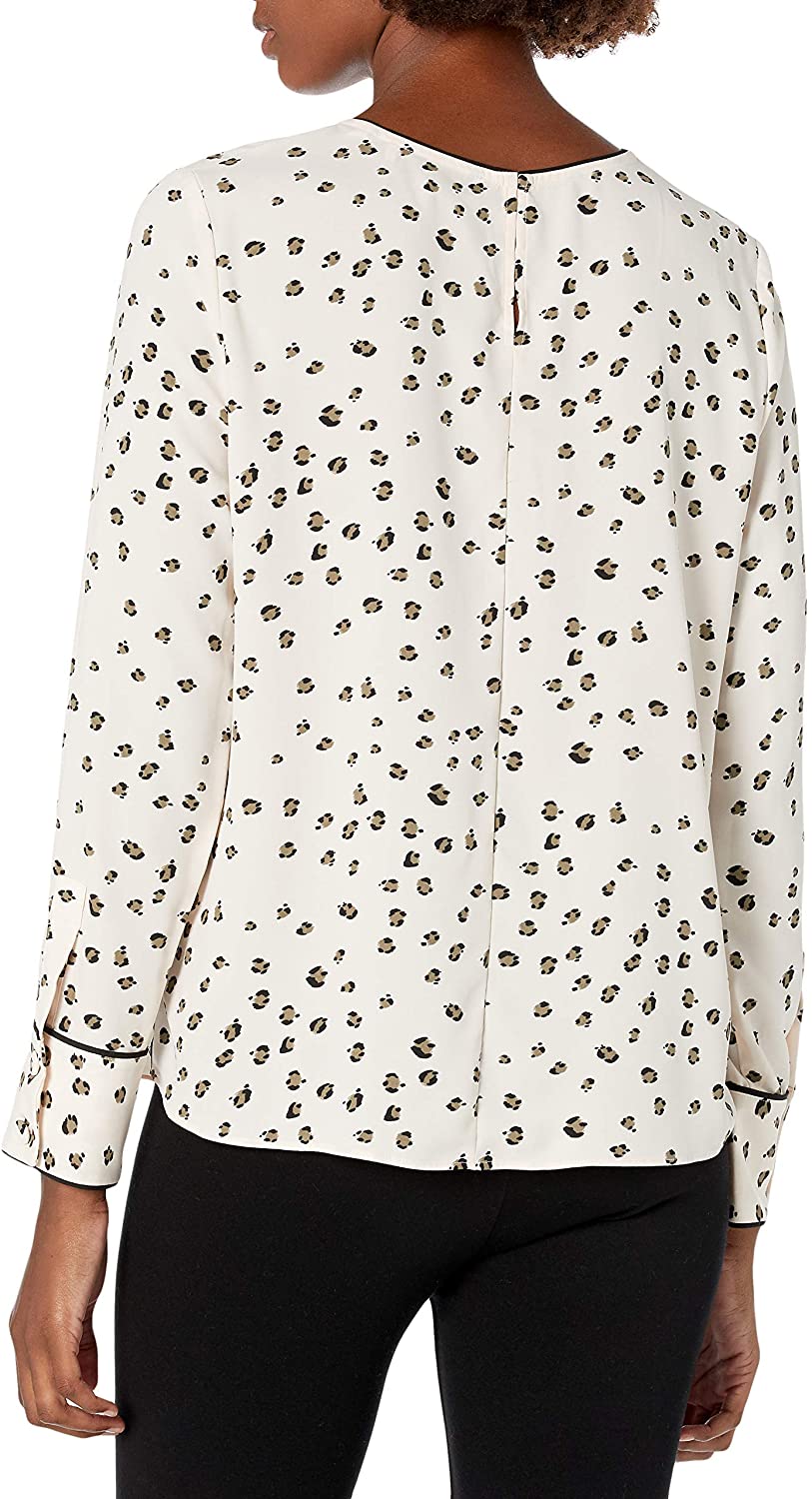 APC Home Office SurgeArrest 8 Outlet with Phone (Splitter) Protection,