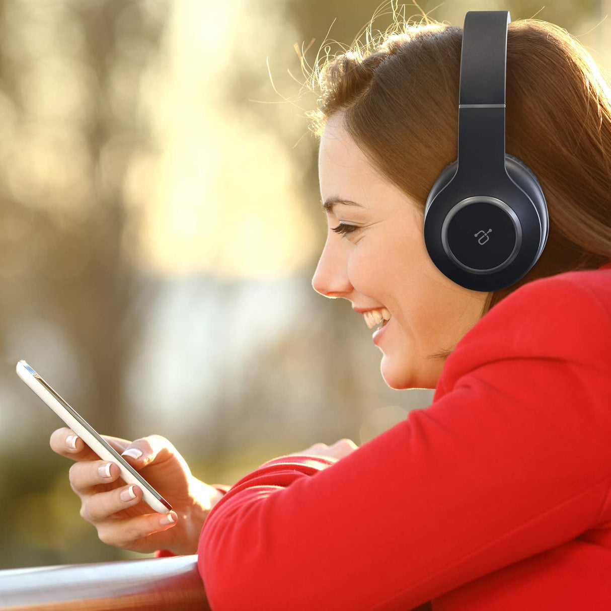 Aluratek Bluetooth Wireless TV Streaming Kit with Bluetooth 5, Long Range Up to 100', No Delay aptX, Optical, Aux, RCA, Includes Headphone and Transmitter/Receiver Adapter, PC, Laptop, Mac (ABCTVKIT), Black - Dealtargets.com