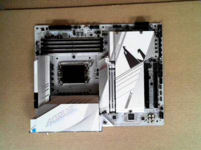 OPEN BOX - Gigabyte Z790 AORUS PRO X DDR5 Gaming Motherboard