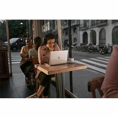 HP EliteBook 6 G1i 13.3 Notebook - WUXGA - Intel Core Ultra 5 235U - vPro Technology - 16 GB - 512 GB SSD - English Keyboard - Pike Silver Aluminum