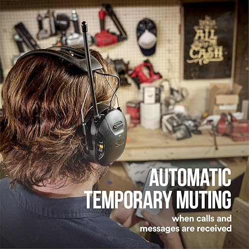 3M WorkTunes Connect + AM/FM Wireless Hearing Protector with Bluetooth Technology, Bluetooth Hearing Protection with a 26 dB Noise Reduction Rating