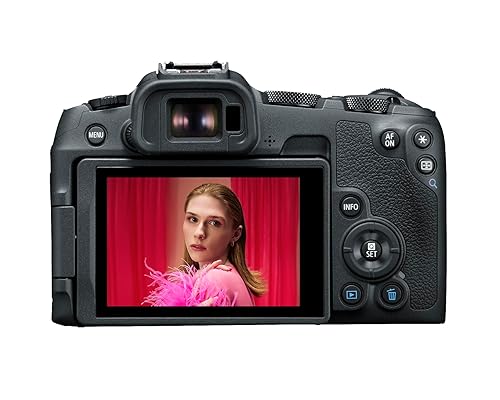 Canon EOS R8 RF24-50mm F4.5-6.3 is STM Lens Kit