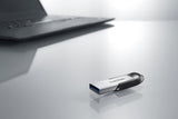 SanDisk 32GB Ultra Flair USB 3.0 Flash Drive - SDCZ73-032G-G46 32GB Flash Drive